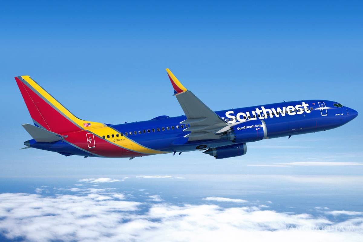 Boeing 737 de Southwest Airlines aterriza de emergencia en Orlando, Florida