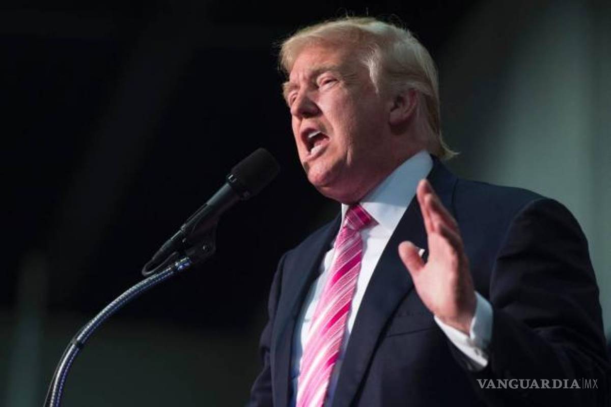 Donald Trump promete plantar la bandera de EU en la Luna y Marte