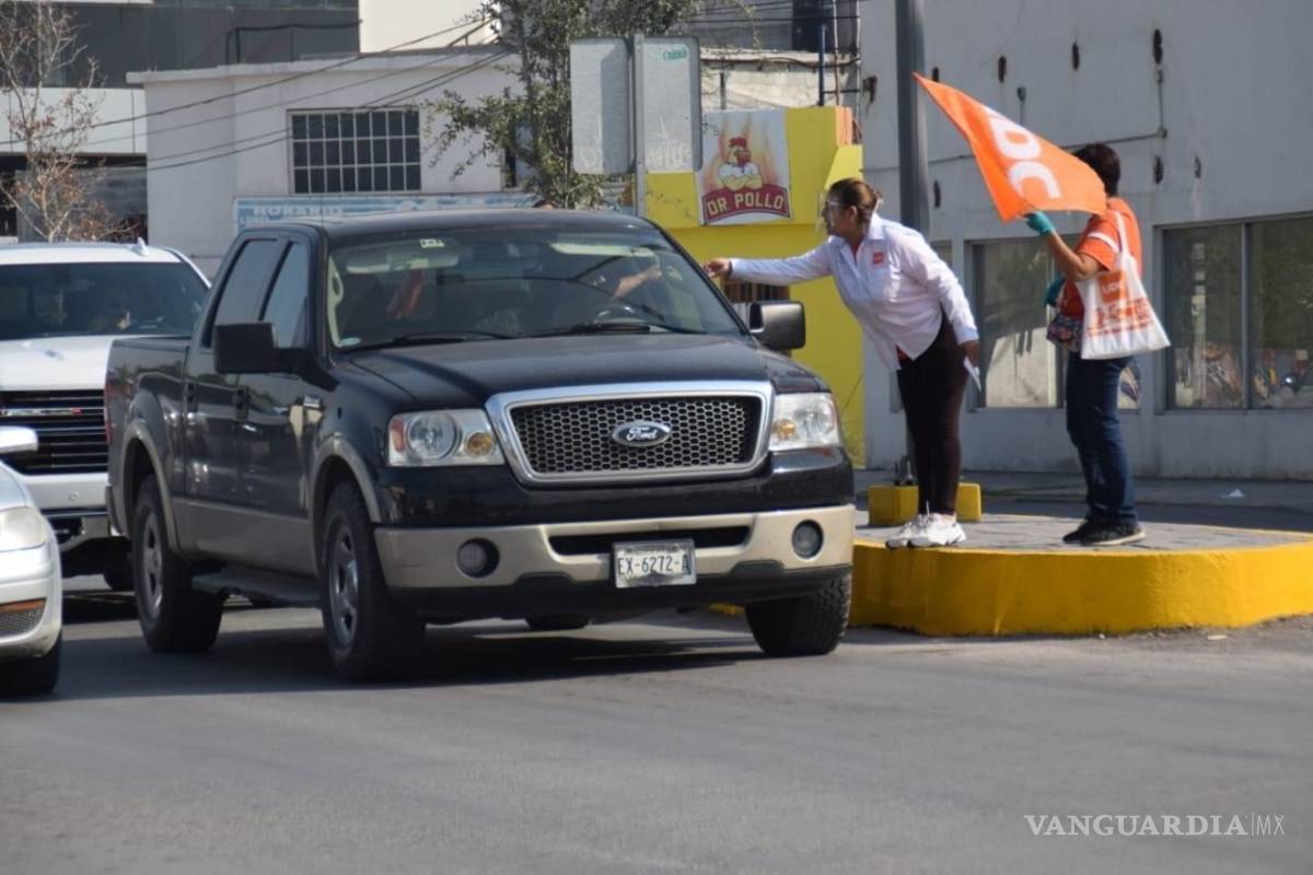 Escucha propuestas y promete soluciones