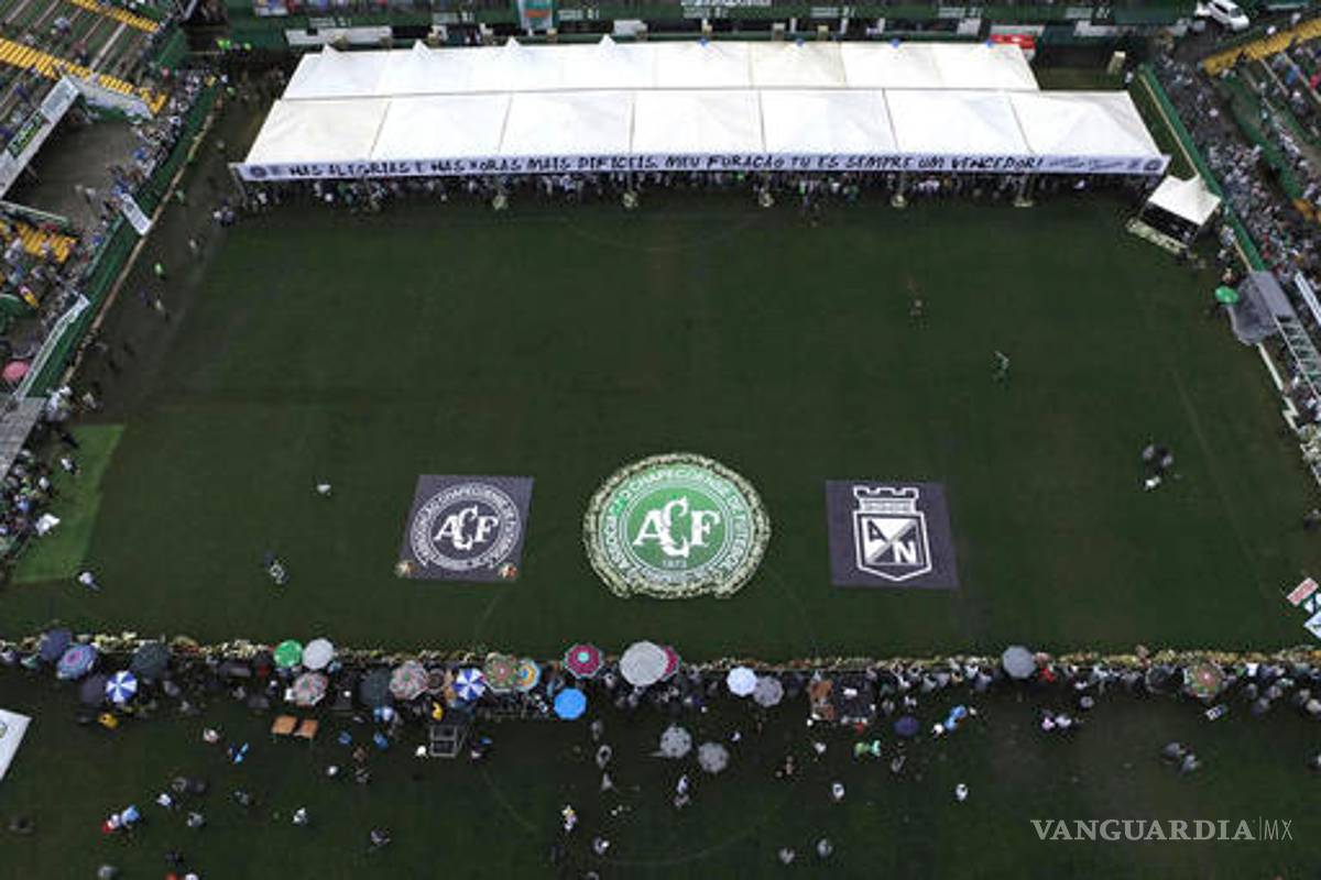 Chapecoense reveló el motivo por el cual no quiere fichar a Ronaldinho