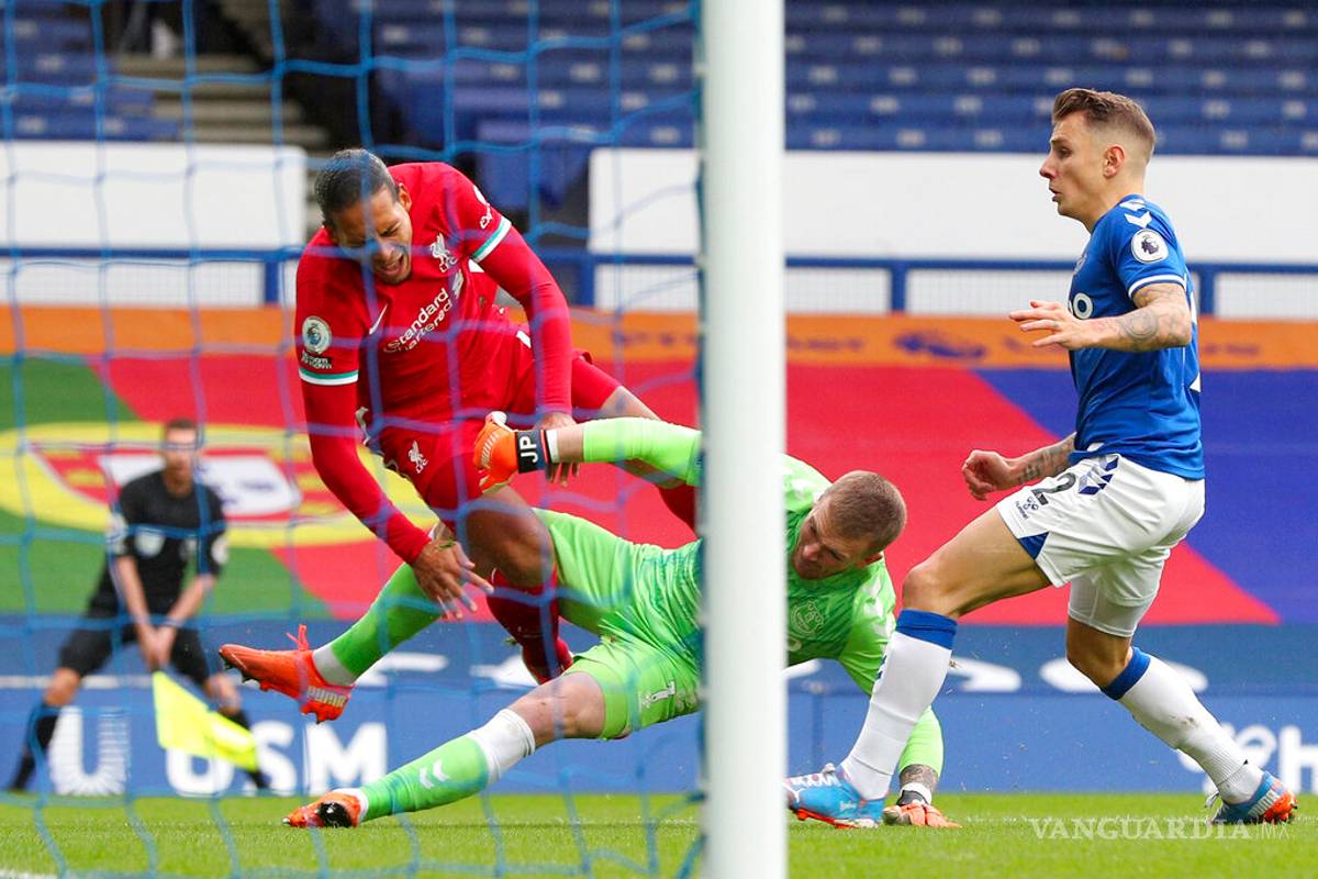 Virgil Van Dijk estaría fuera el resto de la temporada por lesión