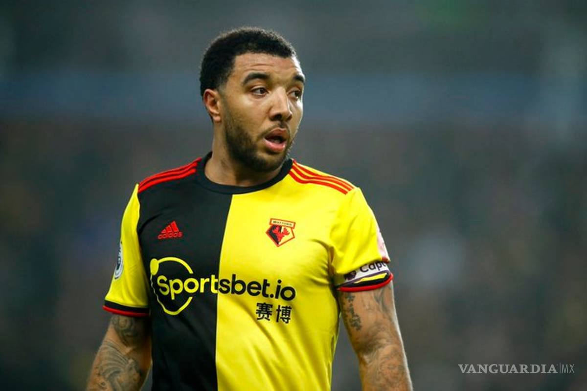 Troy Deeney se niega a volver a las prácticas y recibe acoso
