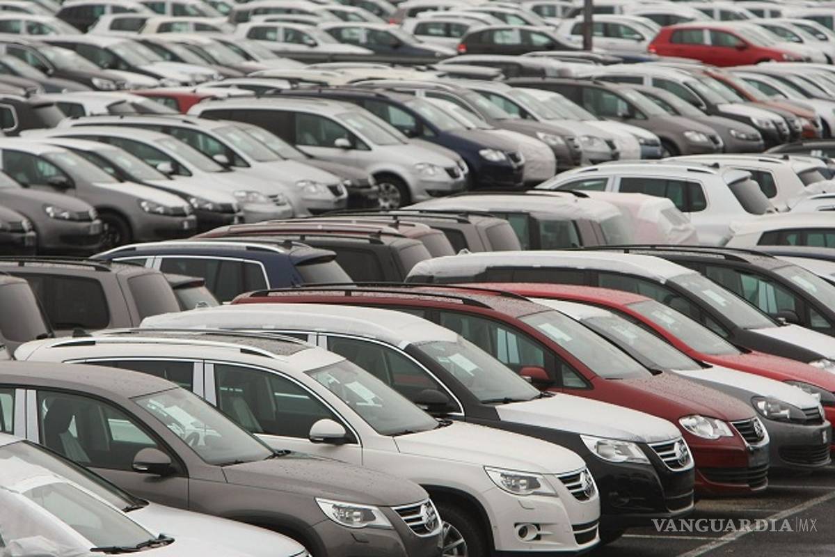 Venta de autos en México rompe racha negativa en enero, pero no todo es bueno