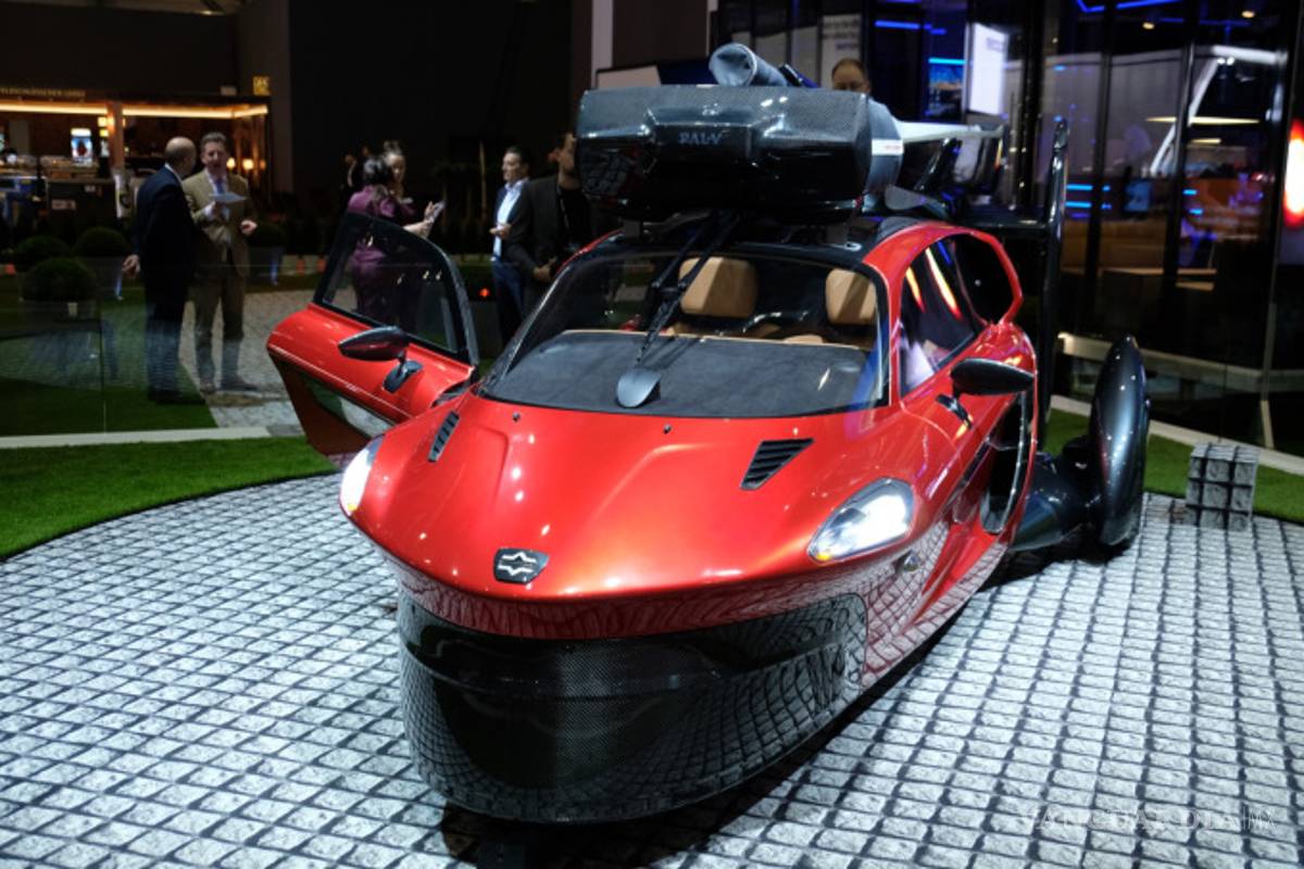 $!PAL-V Liberty, automóvil volador inspirado en James Bond