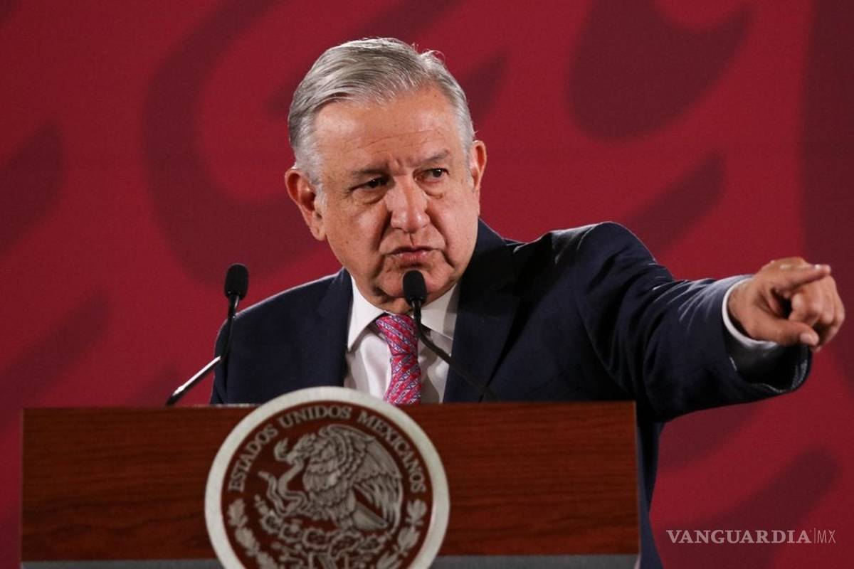 "Nunca he participado en fraudes electorales", responde AMLO al INE