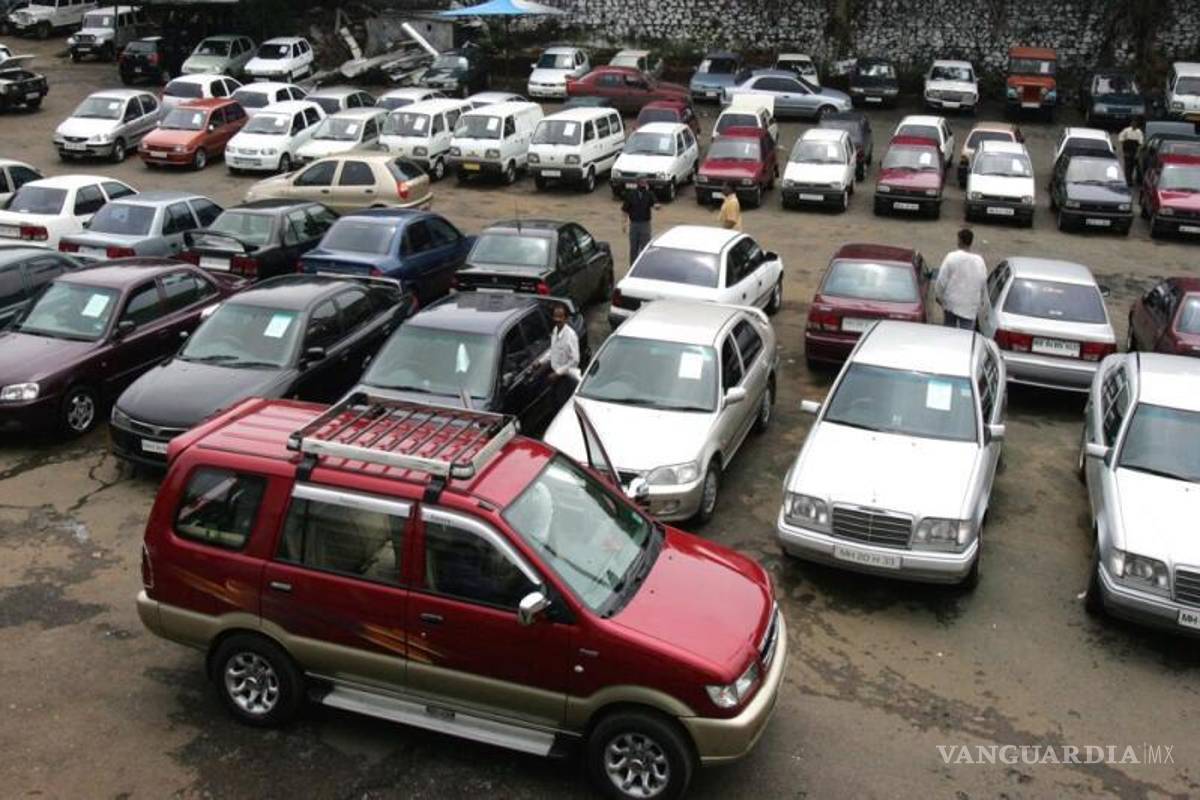 ¿Tienes un auto ‘chocolate’?, checa los requisitos y costos para regularizarlo