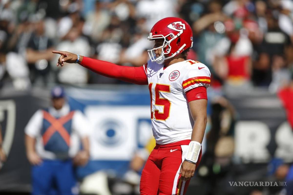 Patrick Mahomes regresa al campo de juego
