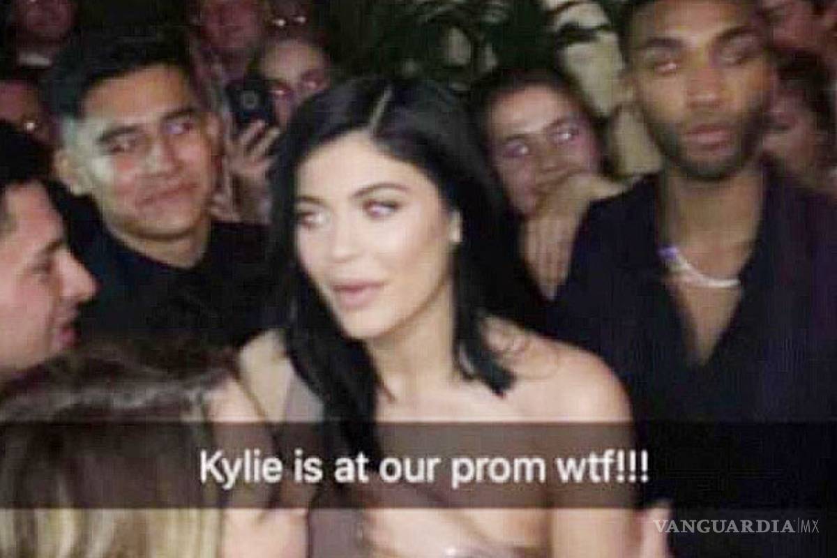 Una chica lo rechazó, entonces Kylie Jenner lo acompañó al baile de graduación
