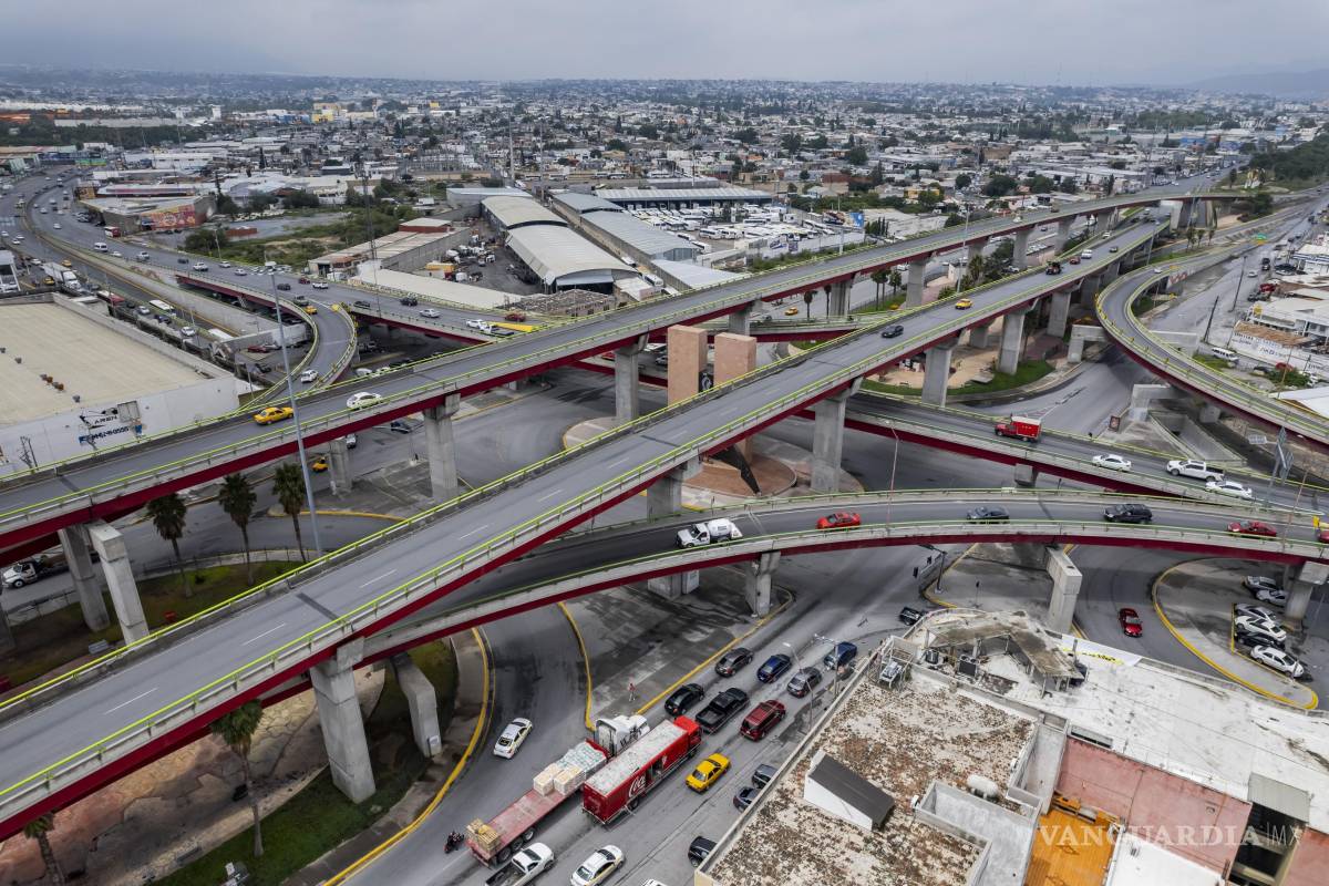 Saltillo: Mejoran tiempos cambios viales en el distribuidor El Sarape