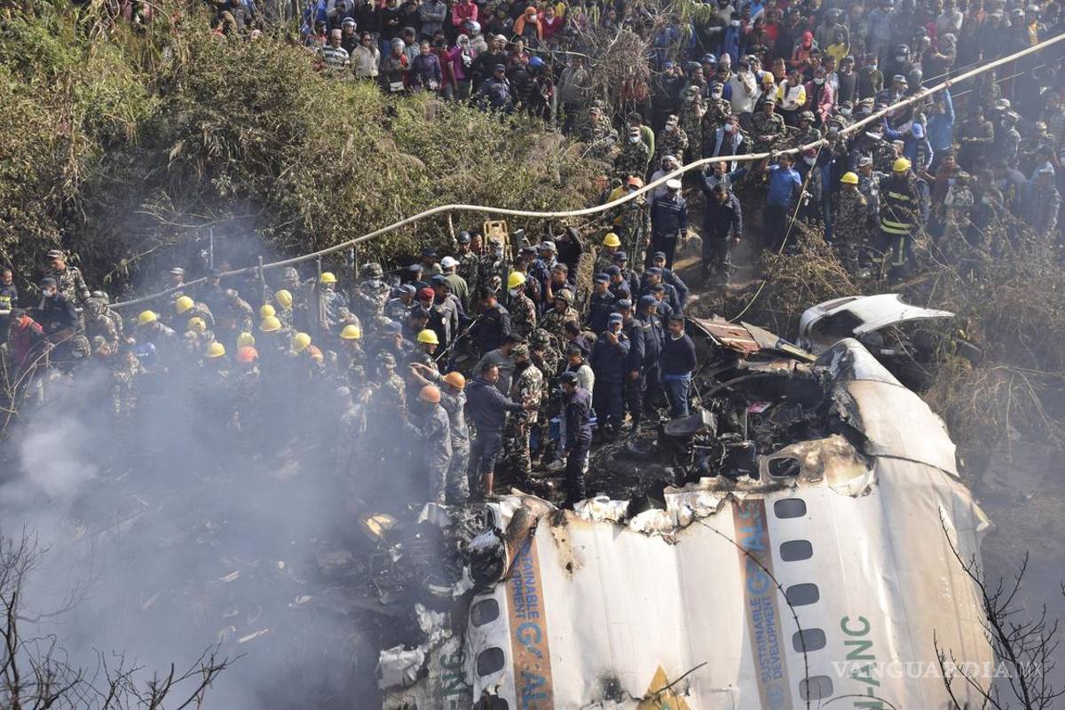 SRE lamenta muerte de 72 personas tras avionazo en Nepal