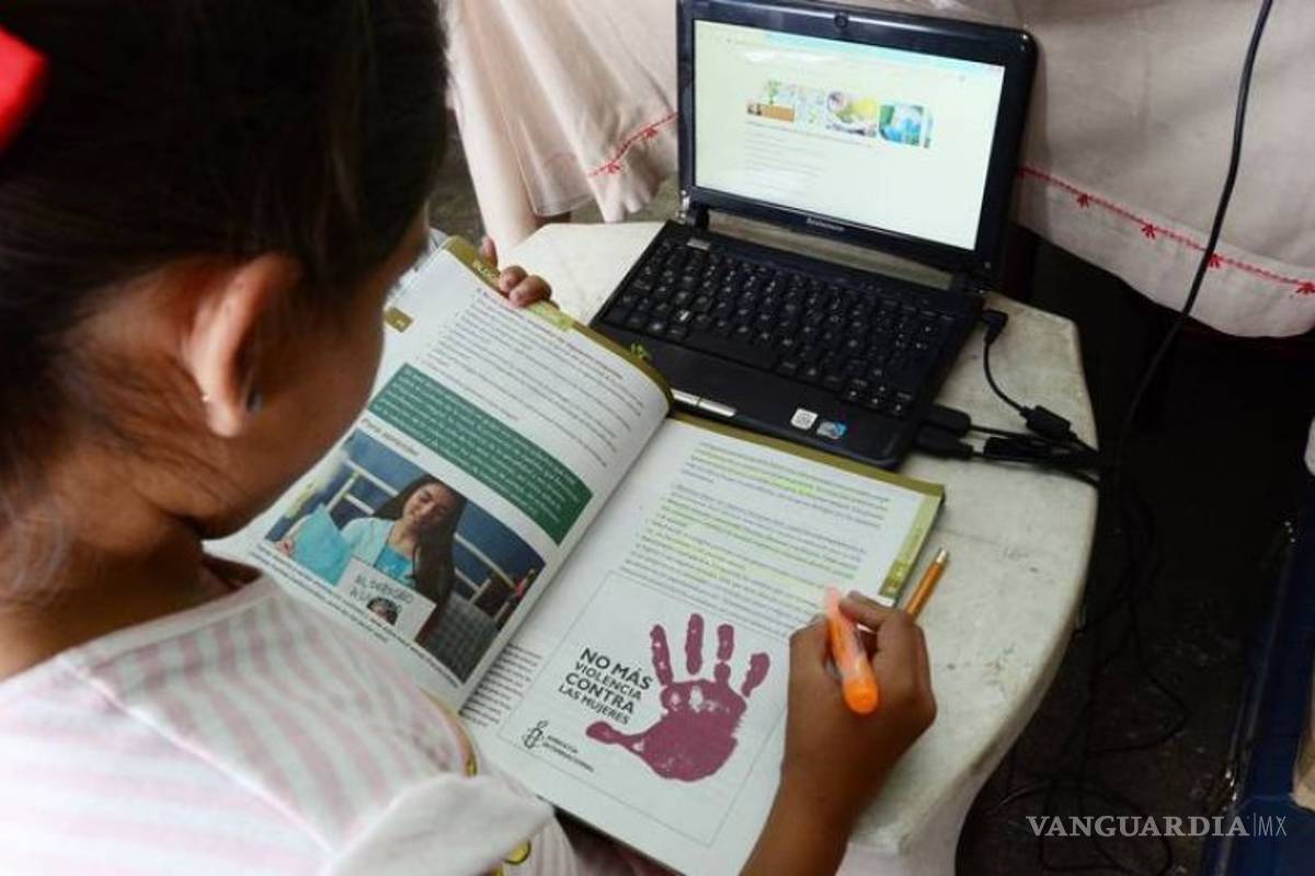 Con computadora, sólo 5% de los estudiantes pobres en el regreso a clases