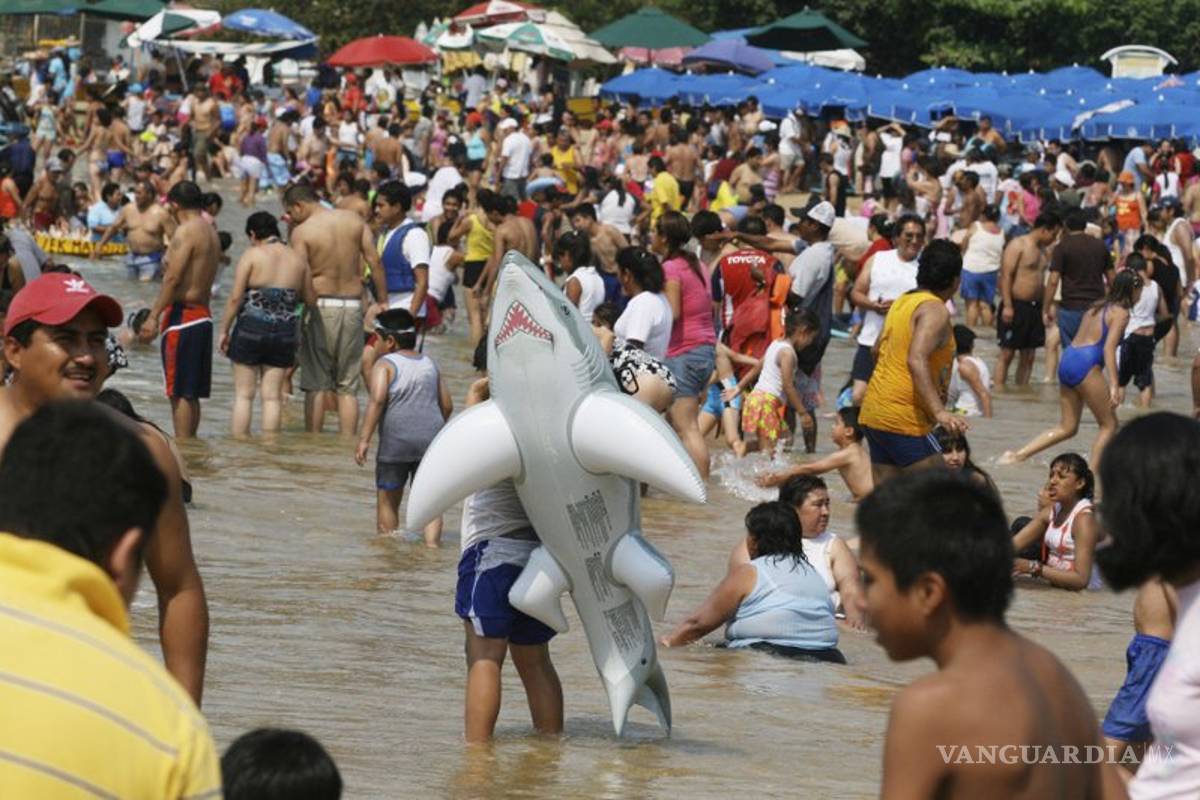 Por llegada masiva de turistas, Guerrero espera rebrote de COVID