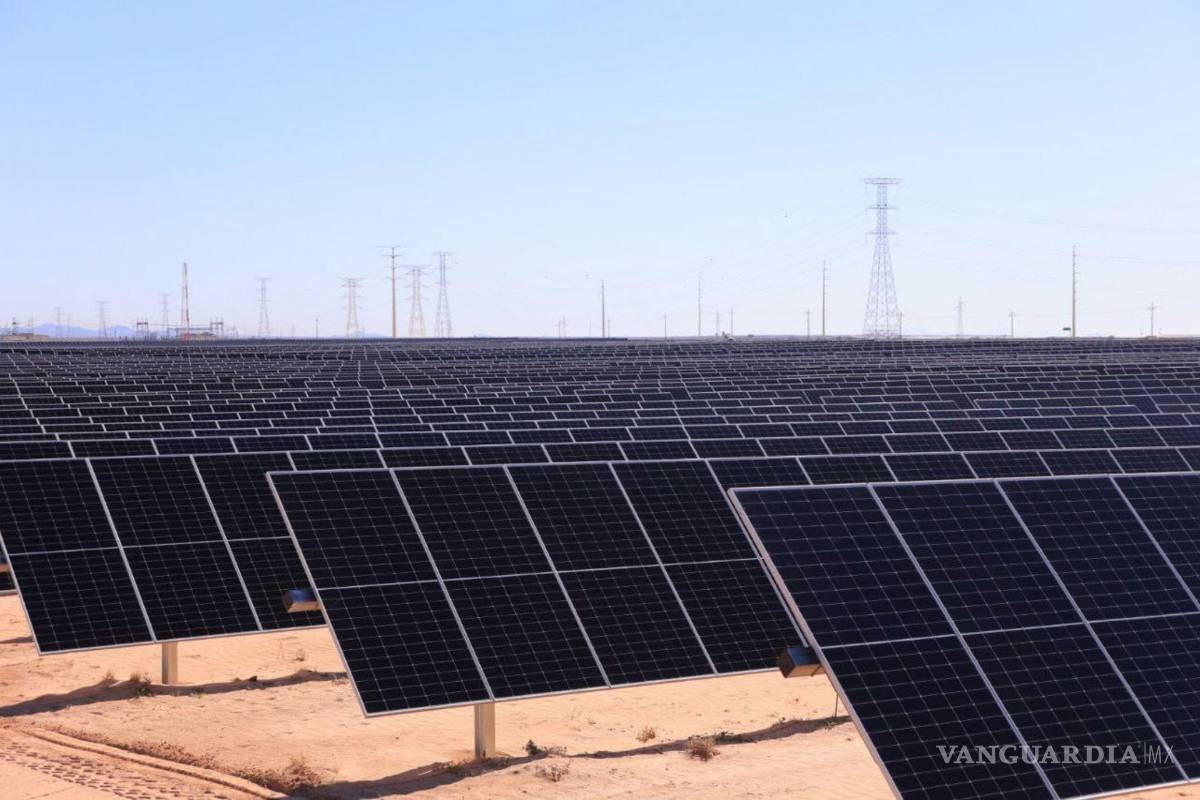 Obligado por la invasión rusa en Ucrania, México presenta “la mayor planta solar de Latinoamérica”
