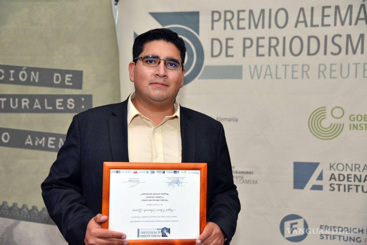 Omar Saucedo, fotógrafo de VANGUARDIA, recibe premio de periodismo Walter Reuter