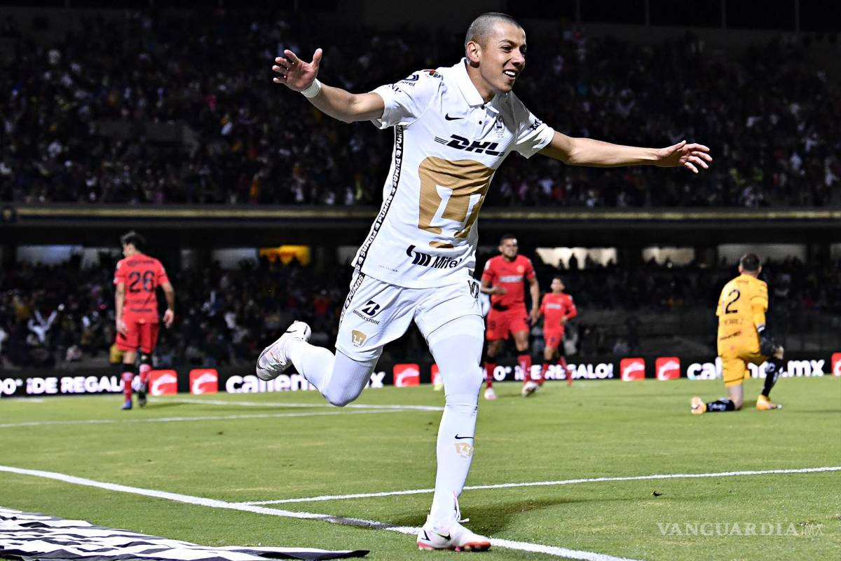 Con debut soñado y al ritmo de samba, Pumas golea 5-0 al Toluca