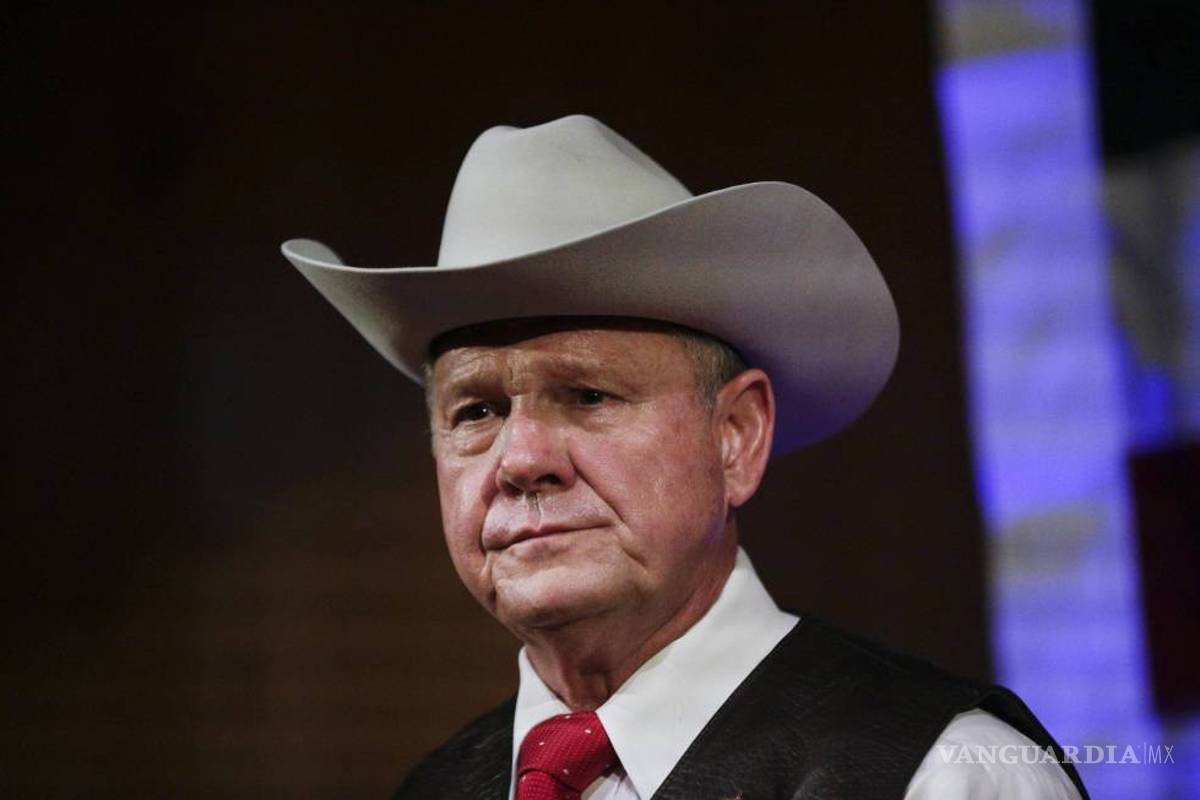 Escándalo sexual con una menor golpea a un candidato ultraconservador al Senado de EU