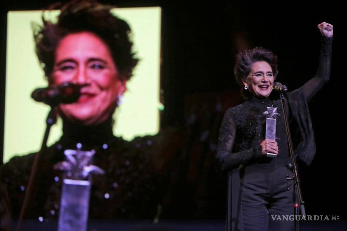 $!Las mujeres debemos exigir una vida sin violencia: Ofelia Medina