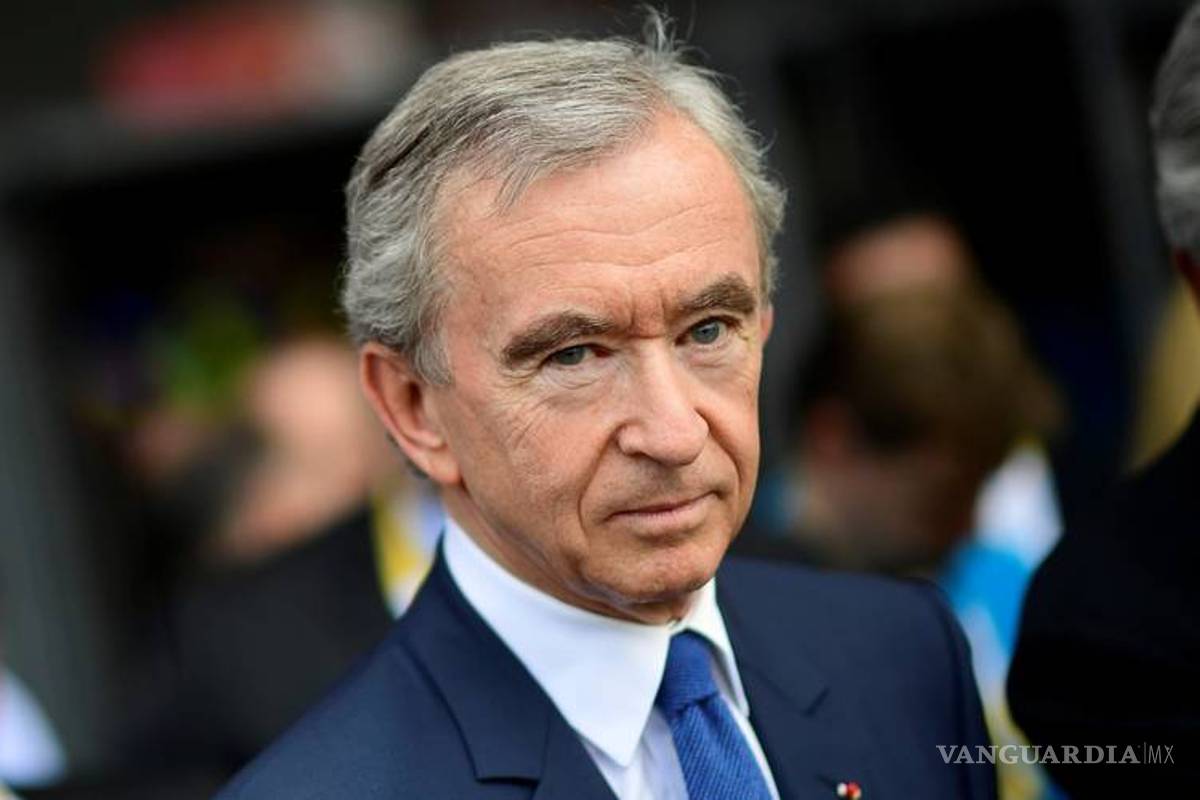 Bernard Arnault, dueño de Louis Vuitton, se une al club de los 100 mil mdd