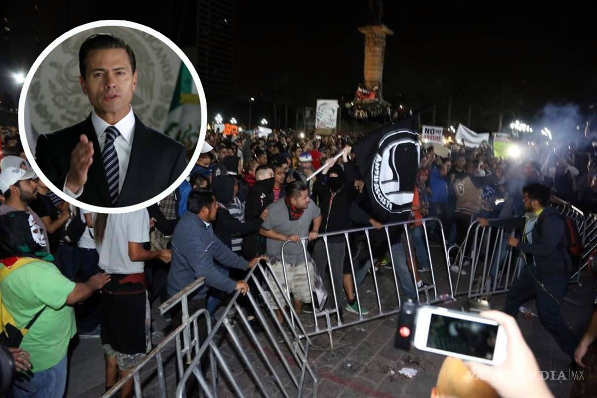 Al pueblo, 'gasolinazo'; privilegios a élite burocrática en México