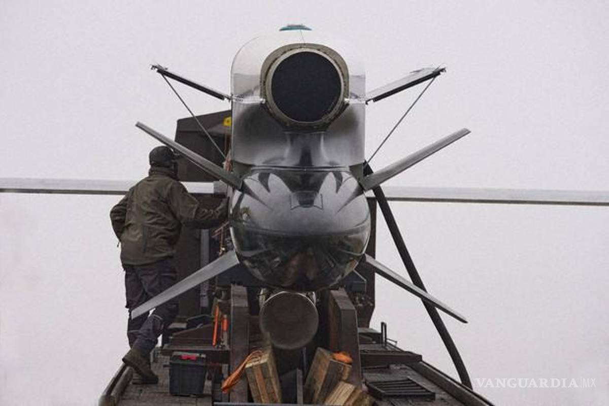 Rusia lanza un ataque masivo con drones y misiles contra Ucrania mientras continúan las conversaciones para la paz