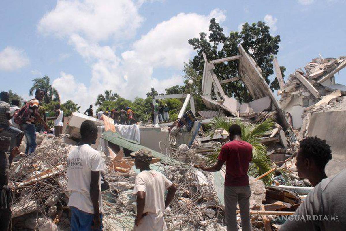 Ya son más de mil 200 los muertos en Haití por el sismo