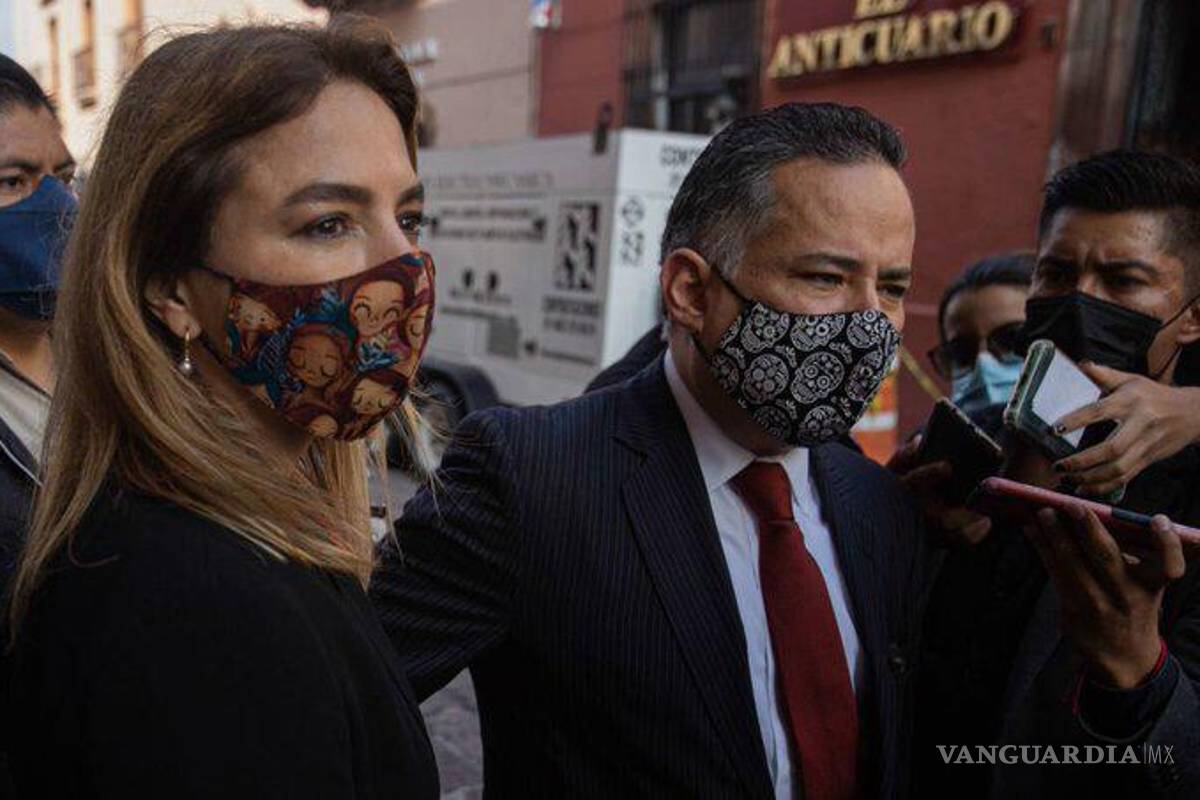 Por temor a narco atentado, Santiago Nieto y Carla Humphrey se casaron en Guatemala