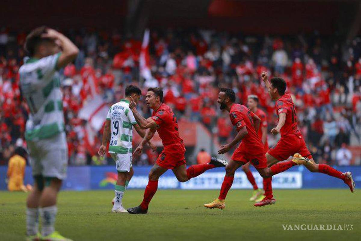 Toluca rompe su mala racha con remontada ante Santos