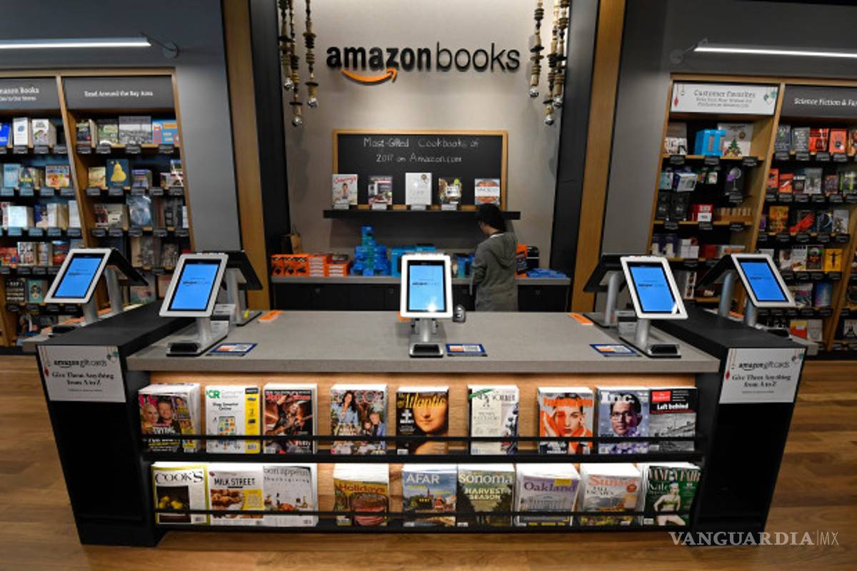 Nueve nuevos libros que te harán más inteligente, rico y feliz este verano, según Amazon