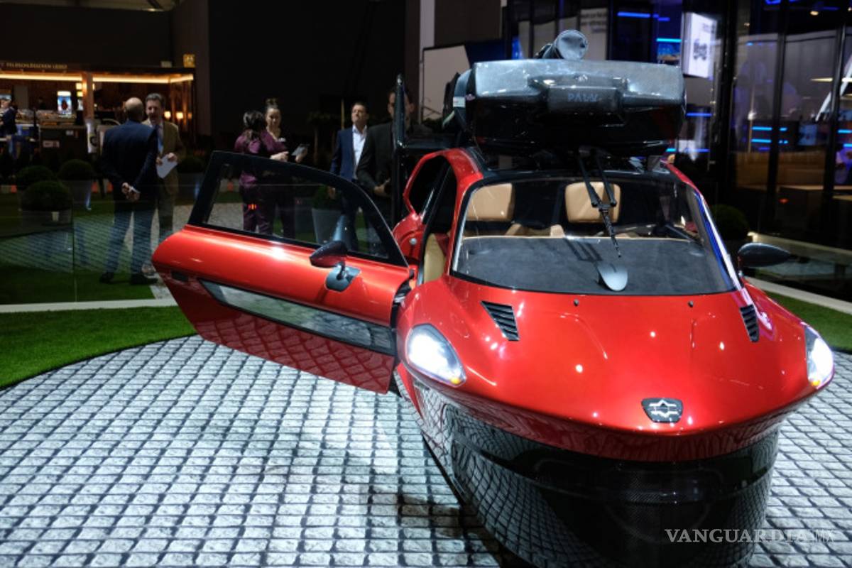 $!PAL-V Liberty, automóvil volador inspirado en James Bond