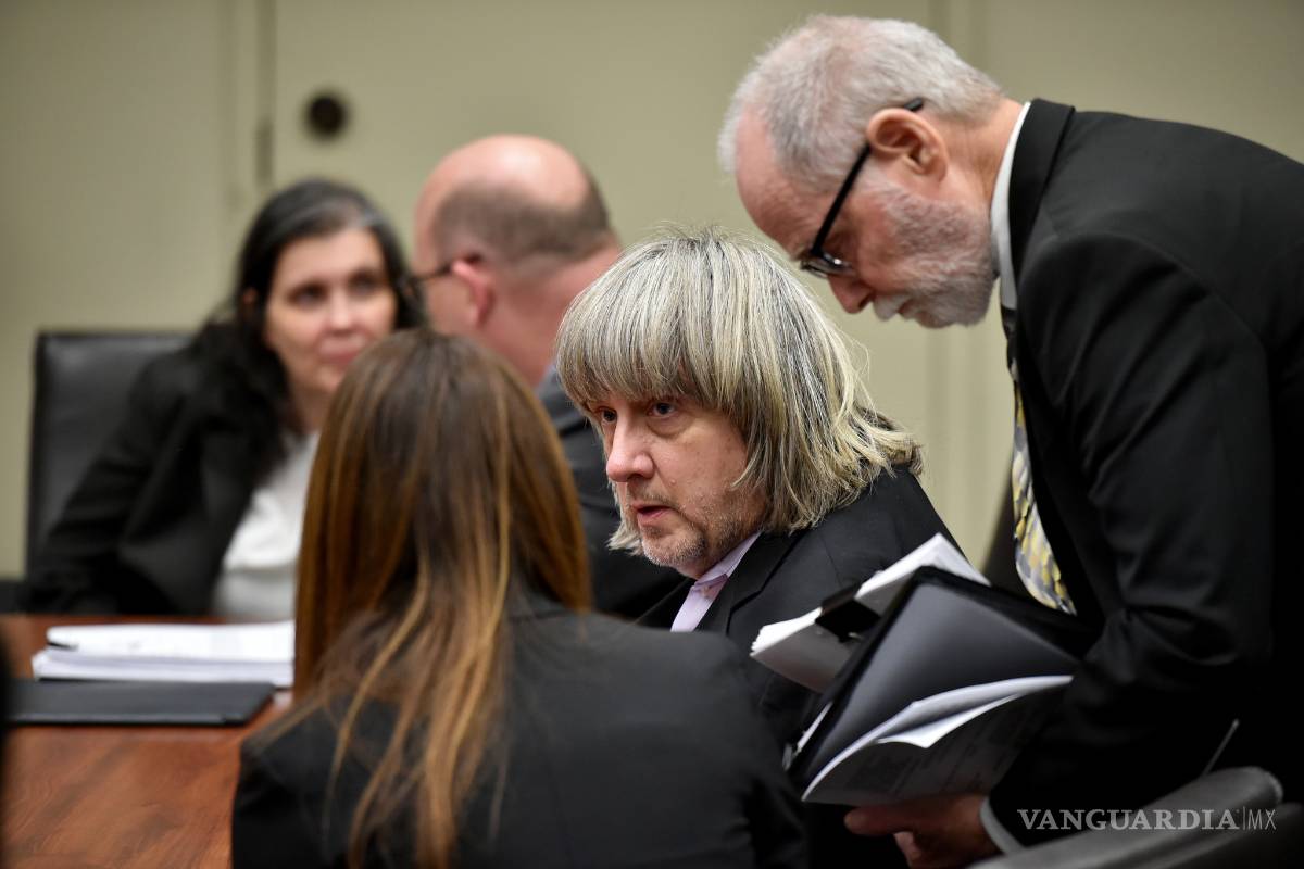 Los Turpin aceptan que torturaron a sus 13 hijos y enfrentan cadena perpetua