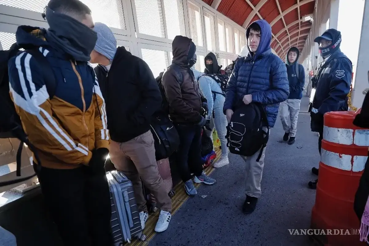 Sector salud tiene plan listo para atender a connacionales deportados en Coahuila