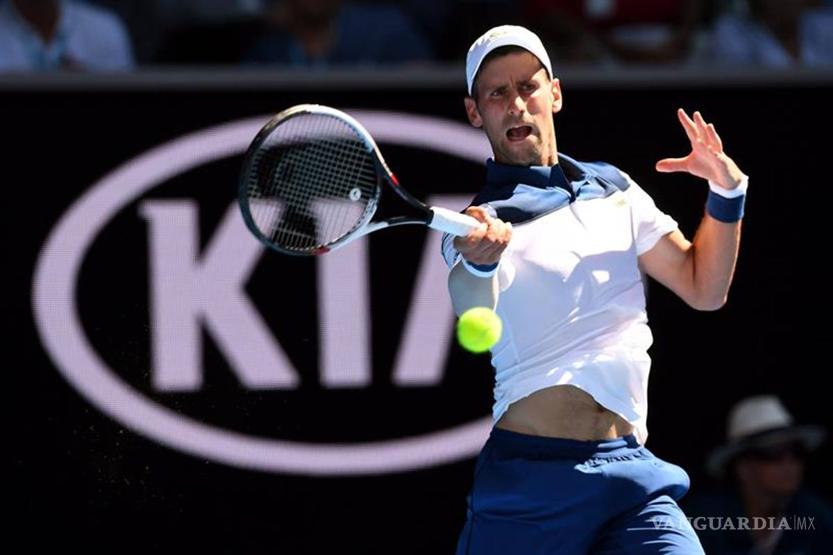 Djokovic y Wawrinka comenzaron con el pie derecho en Australia