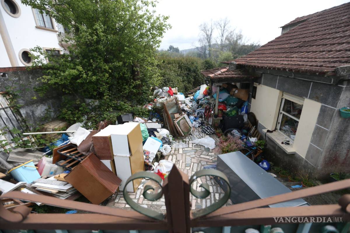 Tenía 3,544 'amigos' en Facebook y murió solo, entre basura