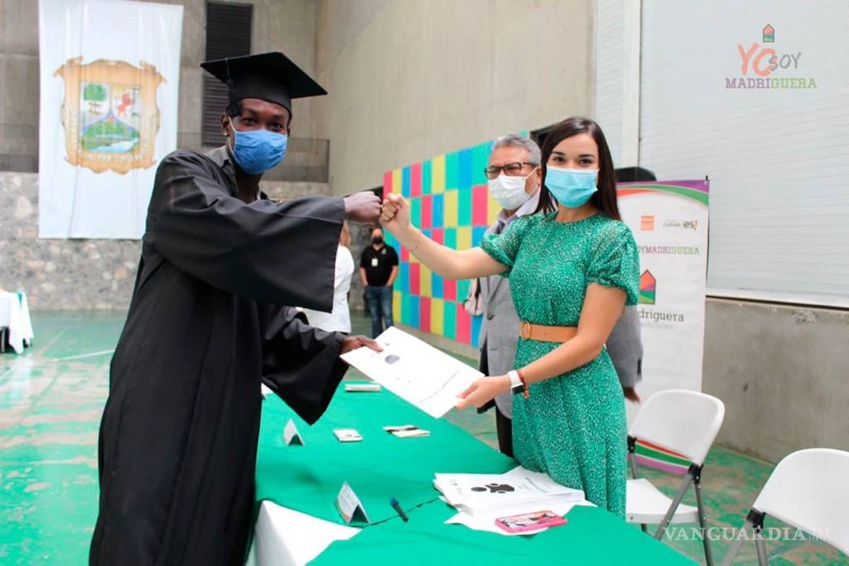 Se gradúa sexta generación de IEEA y primera de Icatec