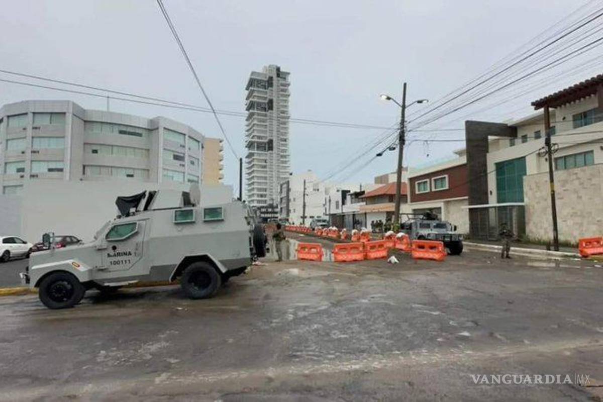 $!Encuentran poderoso arsenal de más de 200 armas en un departamento, en Veracruz