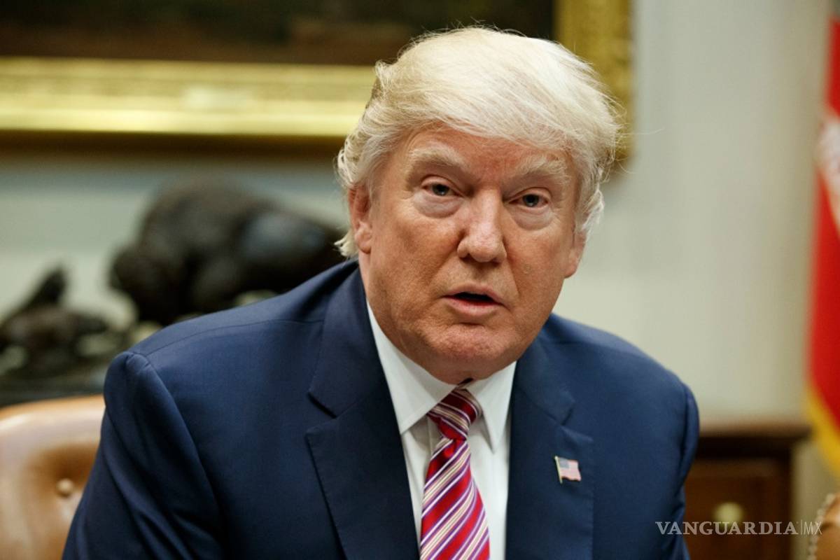 Pueblo alemán celebra una misa por Donald Trump