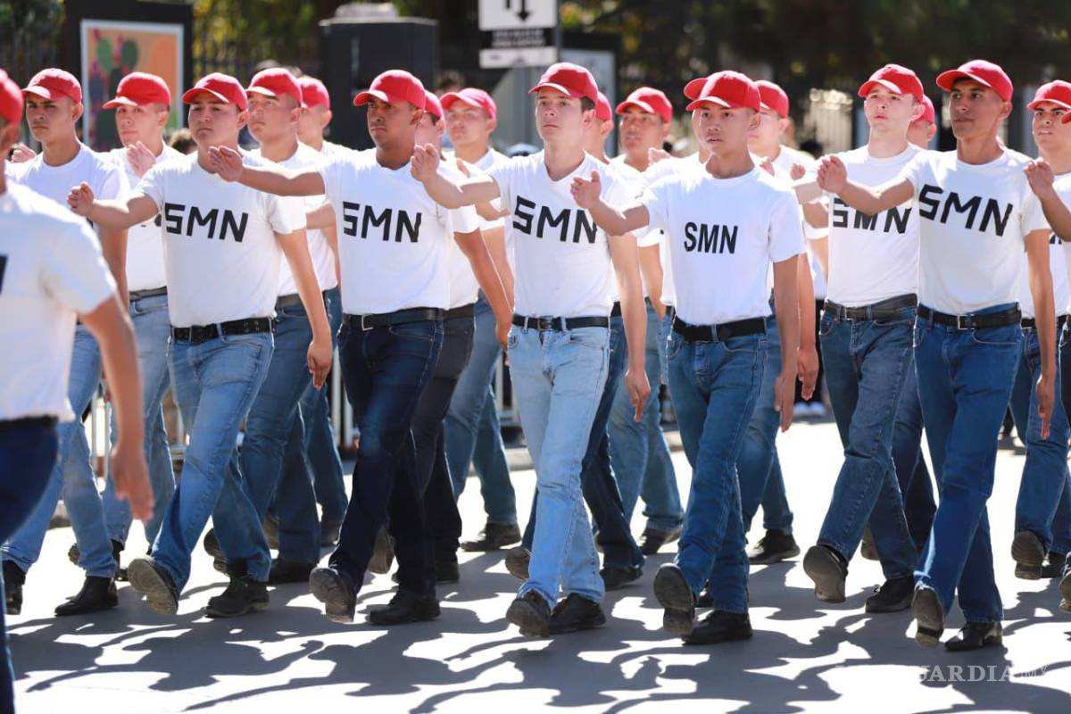 Continúa en Saltillo la entrega de Cartillas de Identidad Militar a jóvenes de la Clase 2006