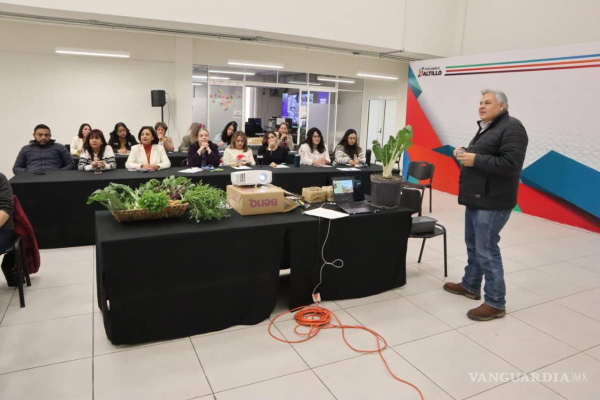 $!La capacitación enseñó alternativas ecológicas para el cultivo de alimentos y plantas medicinales en entornos urbanos.