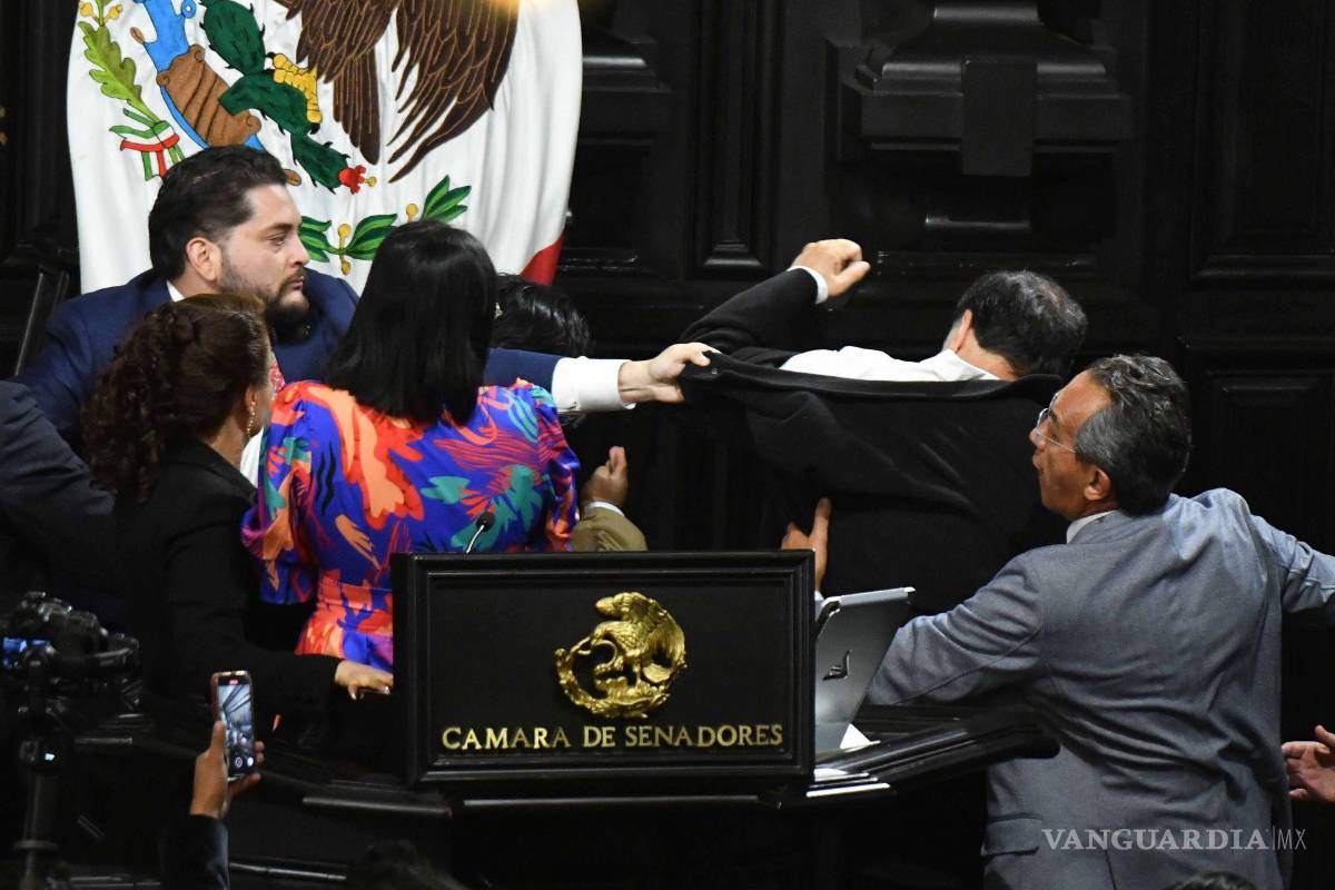 ‘Él fue el que se me vino encima’, afirma Moreno sobre disputa física que ocurrió en Senado con Noroña