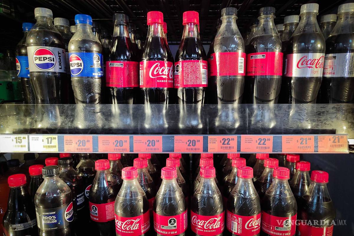 Promete Coca-Cola bajar 30% de calorías a sus productos en México