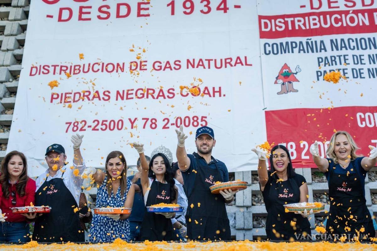 Piedras Negras bate récord con el nacho más grande en el Nacho Fest 2025