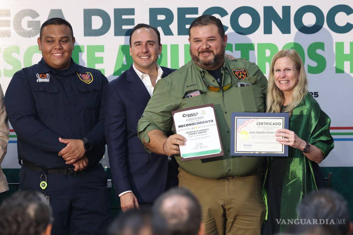 Reconocen Coahuila y Estados Unidos a rescatistas que apoyaron en inundaciones de Texas