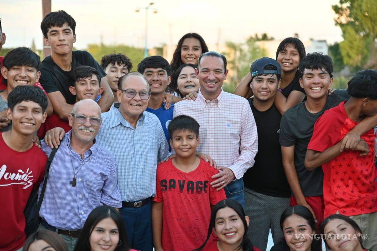 Entregan pavimentación en la colonia 5 de Mayo, en Acuña