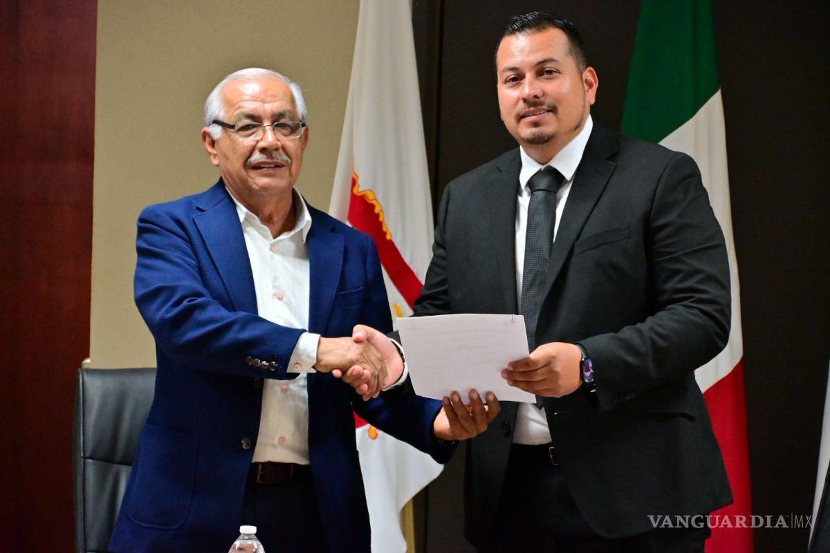 Javier Flores asume como alcalde interino de San Buenaventura, Coahuila