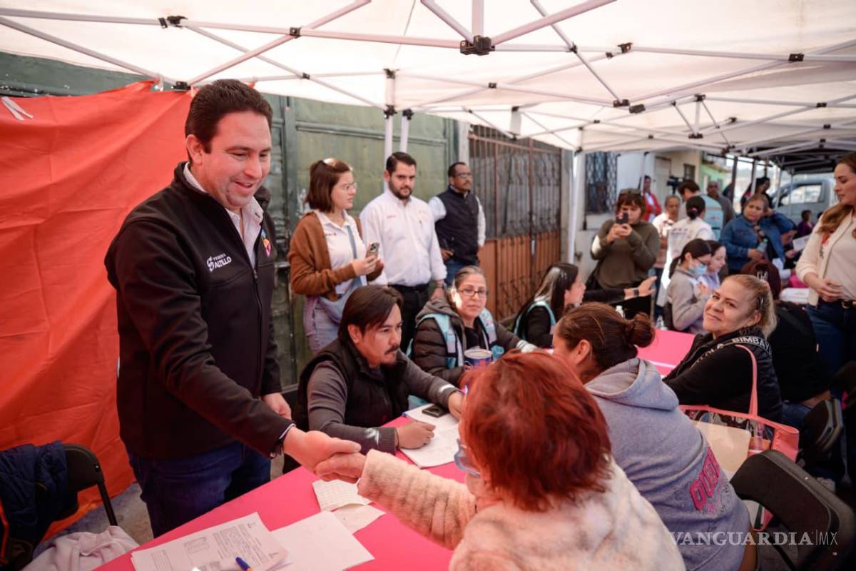 $!La brigada “Amor en movimiento” llevó servicios médicos gratuitos a la colonia Niños Héroes, al sur de Saltillo.