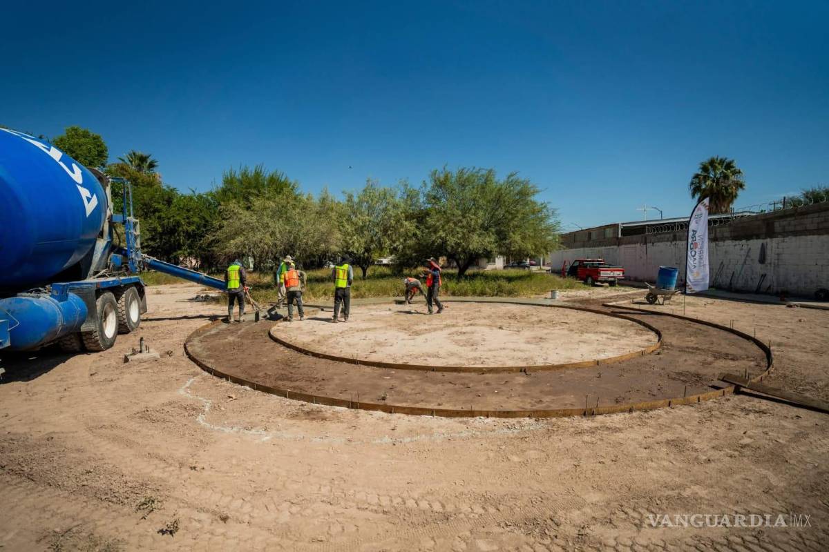 Avanza obra de nueva plaza en El Pedregal; impulsan convivencia y deporte