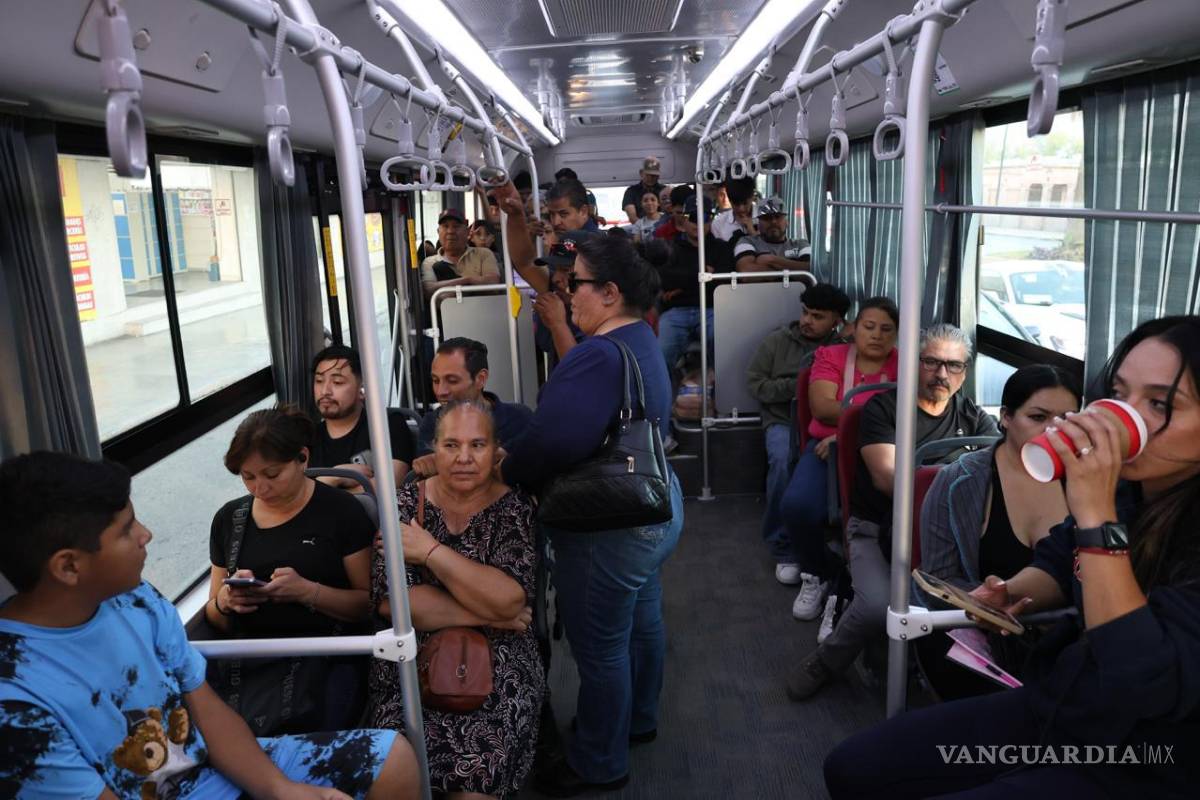‘Antes tomaba cuatro camiones, ahora ahorro tiempo y dinero’: Usuarios del transporte de Saltillo destacan beneficios de rutas troncales