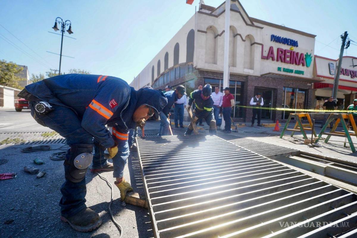 Gobierno de Ramos Arizpe refuerza rejillas en punto vial estratégico