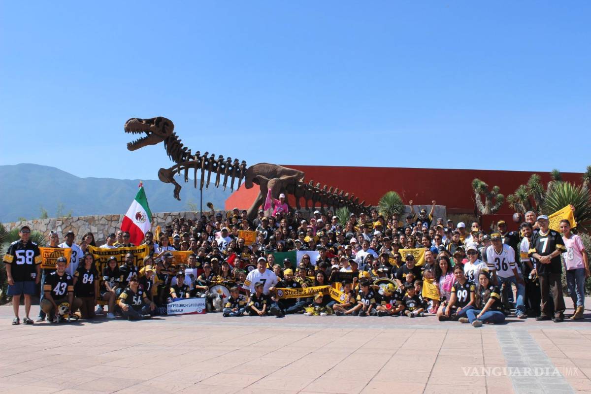 Afición de los Steelers en Saltillo se prepara para el World Photo Day 2025