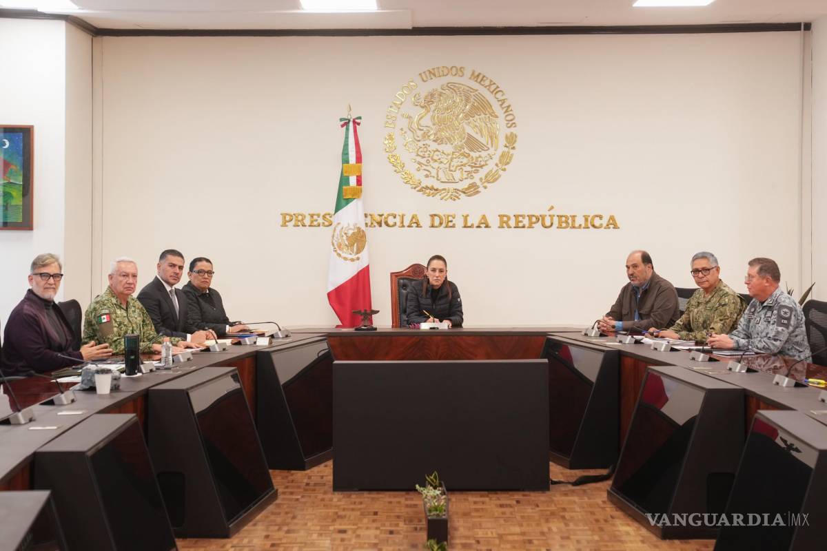 Sheinbaum lamenta asesinato de Carlos Manzo, alcalde de Uruapan; contaba con protección, señala